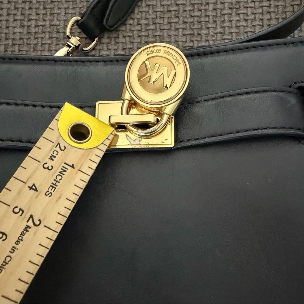 Black Leather Crossbody Michael Kors Hamilton Traveler Bag Gold Padlock Classic